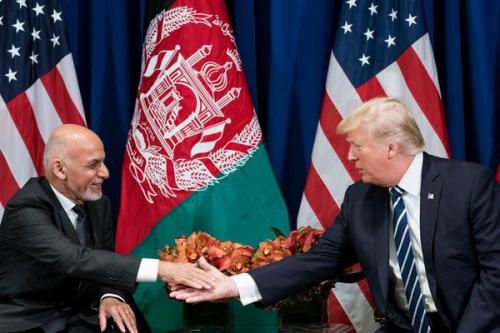 آمریکا، سیاست کاهش حضور نظامی در افغانستان و مذاکره با طالبان