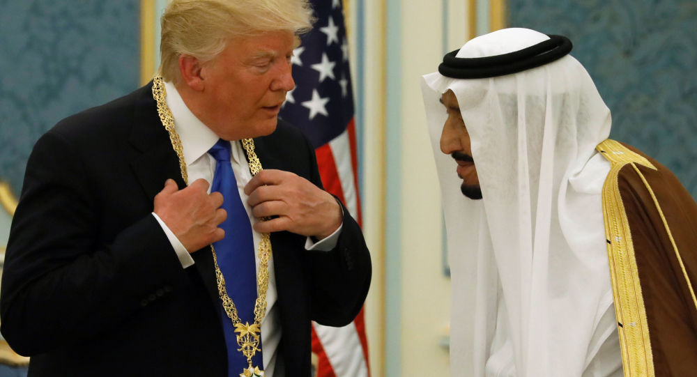 انگیزه‌های پنهانی ترامپ از سفر به عربستان