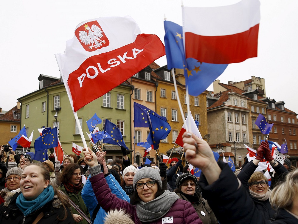 چالش در روابط لهستان با اتحادیه اروپایی