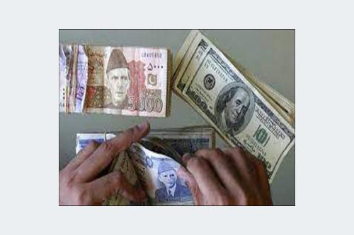 High flight of dollar in Pakistan will reach 306 in this financial year