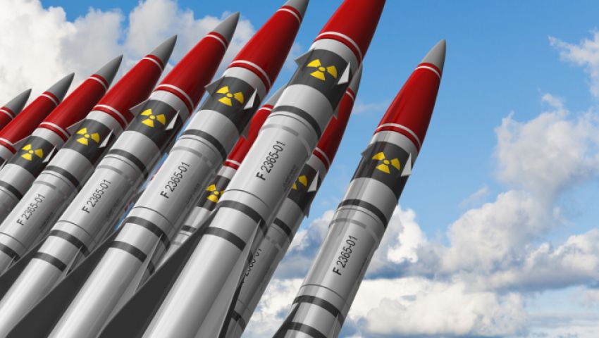 هل سيمتلك الشيعة قنبلة نووية؟