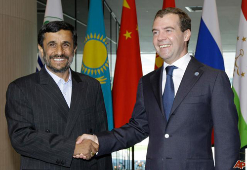 دیدار احمدی‌نژاد – مدویدیف، فرصتی برای «واقع‌نگری»
